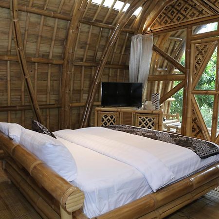 The Osing Bamboo Resort - A Liberta Collection بانيووانجى المظهر الخارجي الصورة